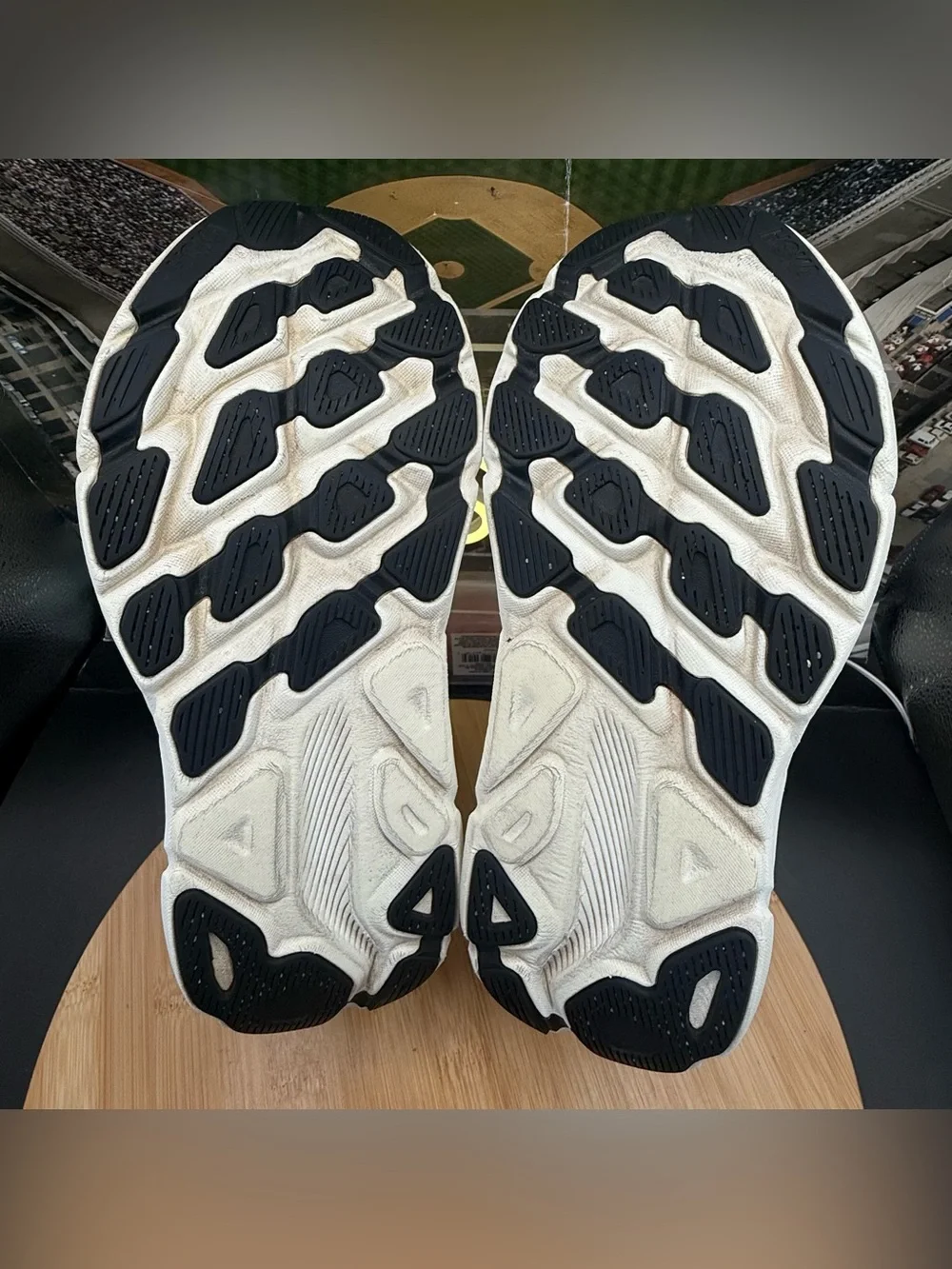 Hoka One One good preowned